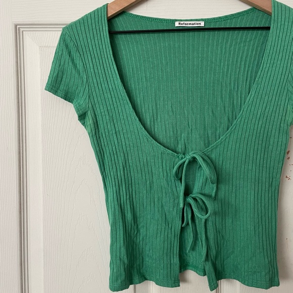 Reformation Green Ribbed Crop Top - Picture 2 of 3